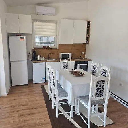 Mucic Μόσταρ